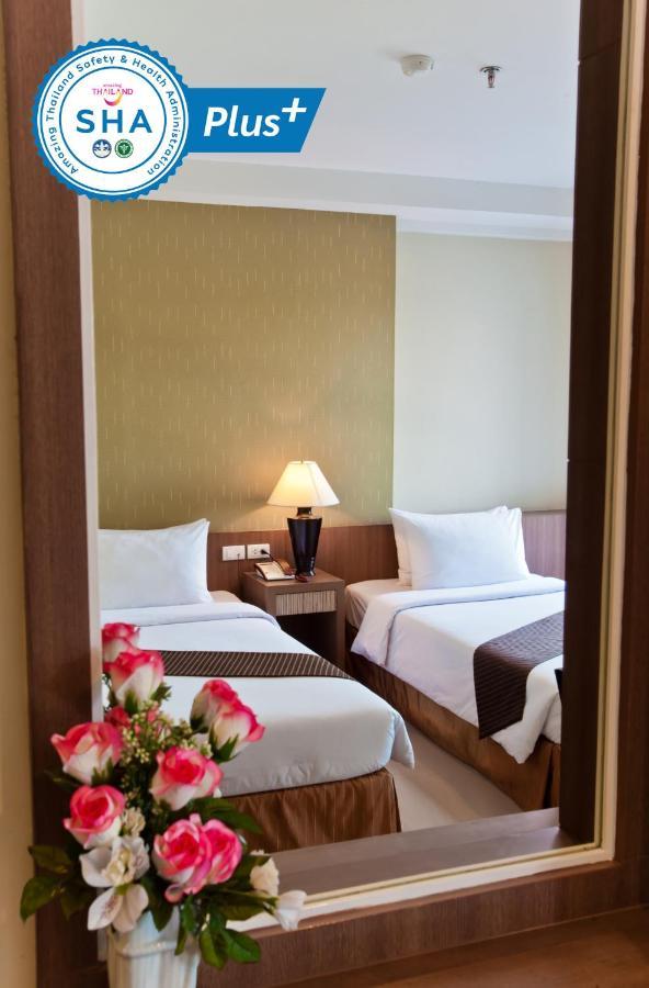 The Platinum Suite Бангкок Екстер'єр фото
