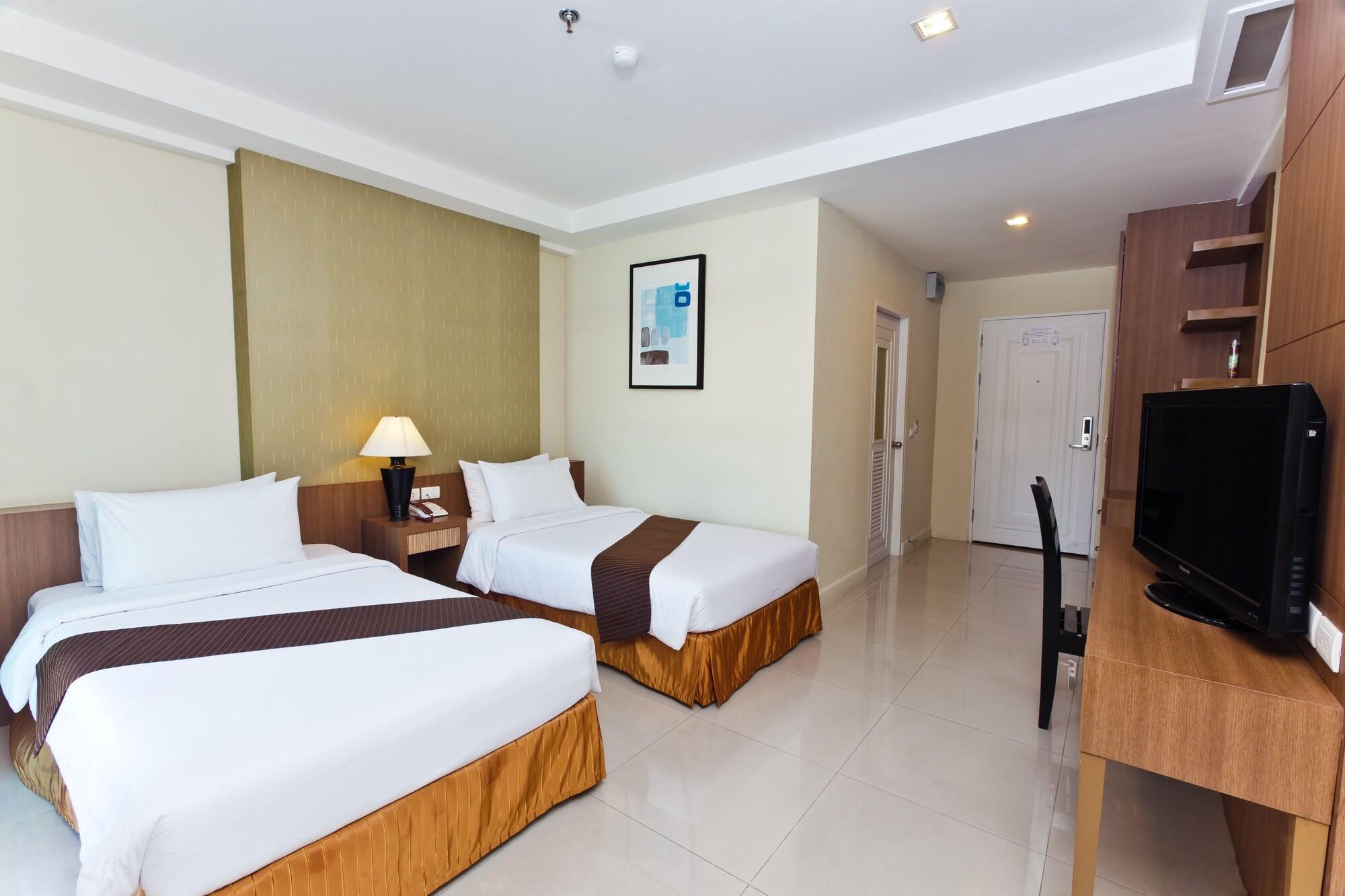 The Platinum Suite Бангкок Екстер'єр фото