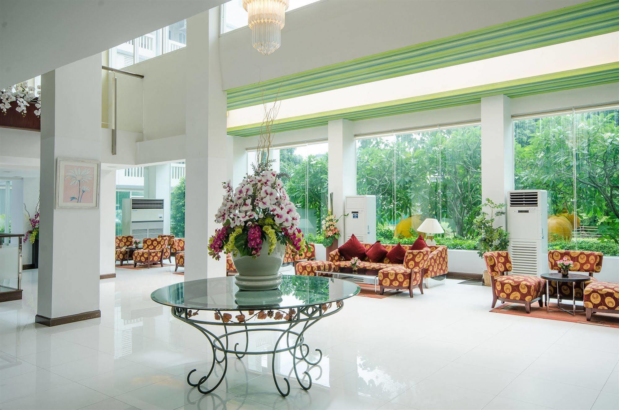 The Platinum Suite Бангкок Екстер'єр фото