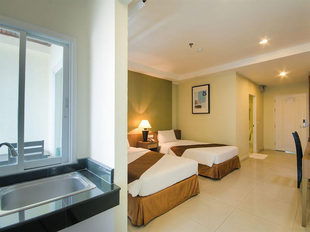 The Platinum Suite Бангкок Екстер'єр фото